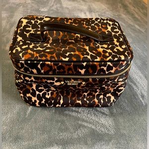 Victoria Secret makeup bag beauty duo